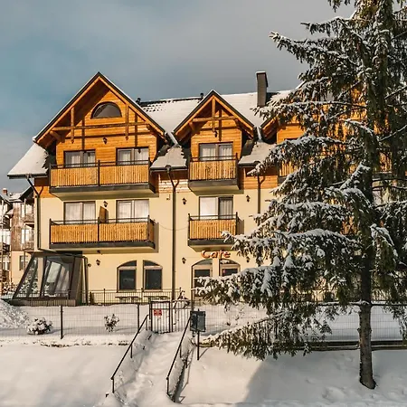 Couette-café Vena 3*